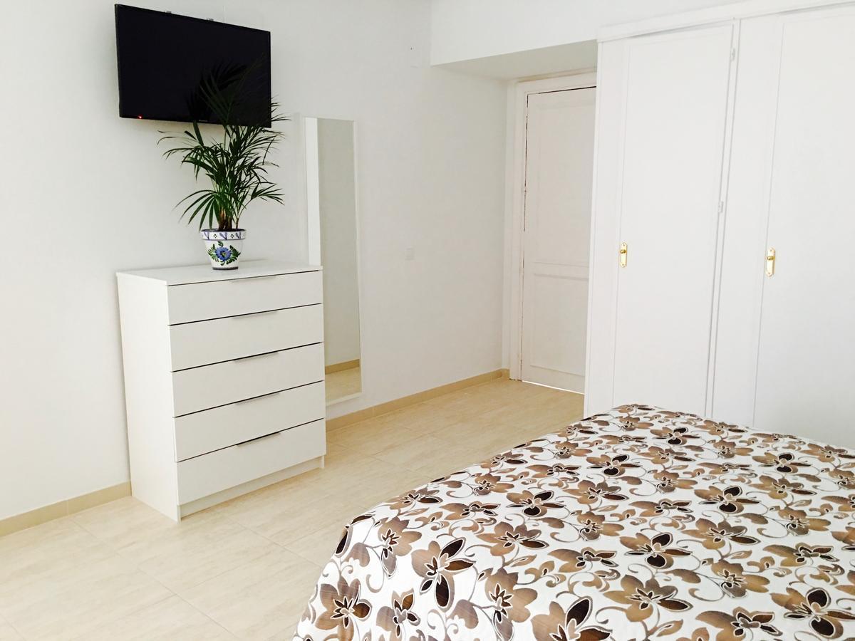Apartamentos Carmen Teresa Торремолинос Экстерьер фото